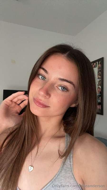 Wanna play? Send me a dm!😋