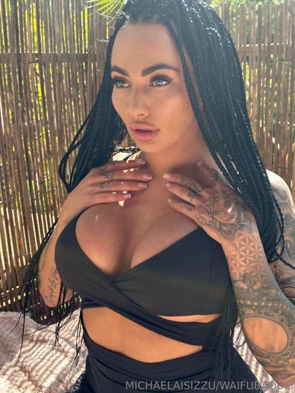 I Bet u can’t handle what I wanna do to u 😜