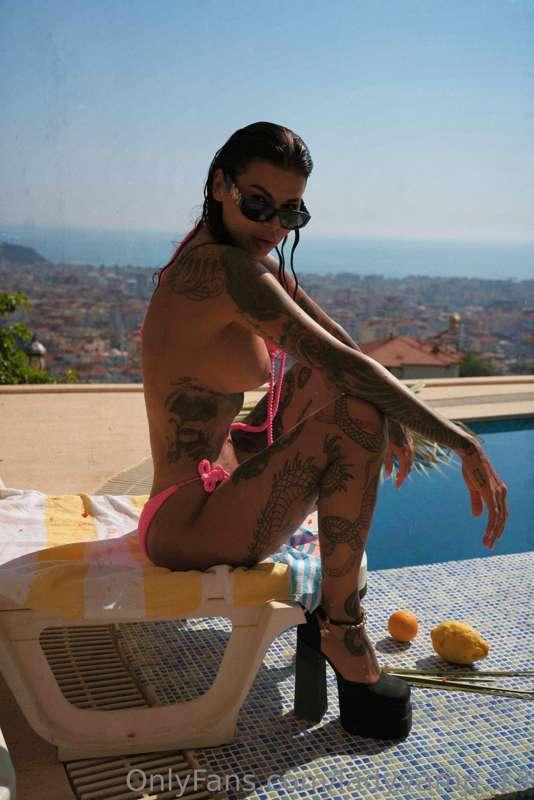 ladyvamp_13 image #0