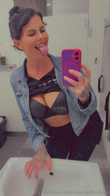 🏒🏒🏒⚡️⚡️⚡️