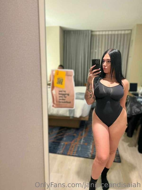 how do my tits look in this fr?