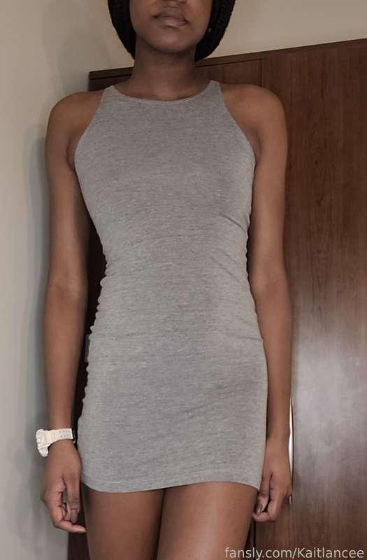 Tight dresses are my favorite ❤