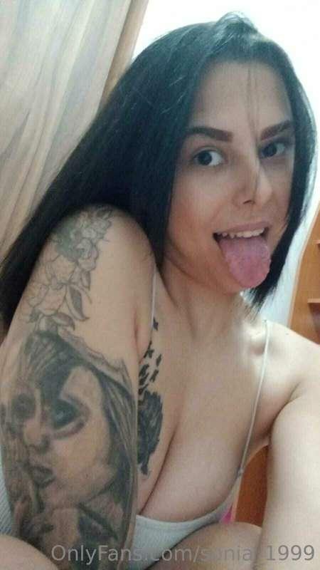 https://onlyfans.com/sonia_monella20