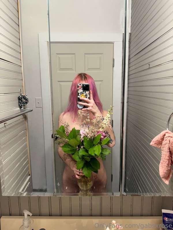 flower girl 🌷🪷🌹