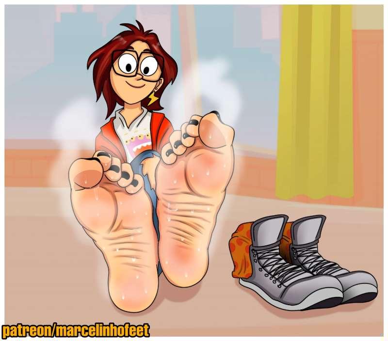  Katie (The Mitchells) Feet