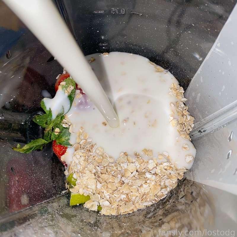 Indulge in today's treats!! 

#fyp #egirl #blog #me #natural #food #gfe #aboutme #kitchen #cooking