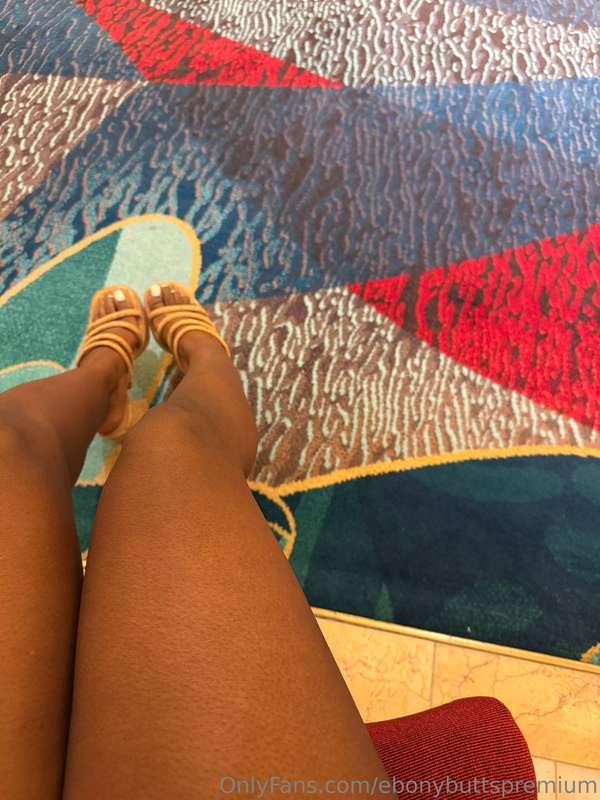 Bored and horny 😋