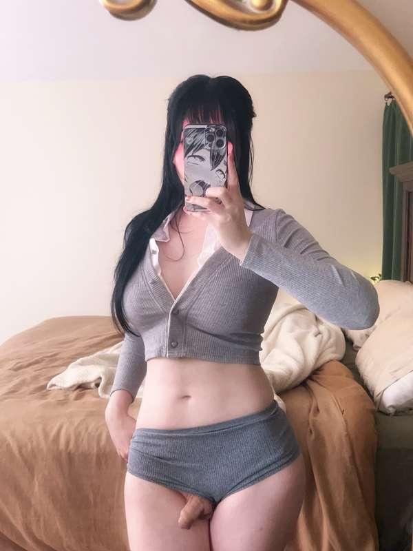 This body was made for your hands 😋