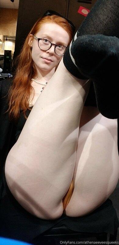 athenaeeveesqueeks image #1