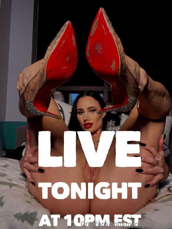 Spin the wheel prizes + playing with your fav cum slut 😘