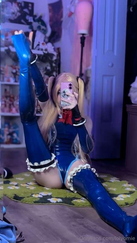 new subs hehe welcome ♡ i have a Throne wishlist if you’re i..
