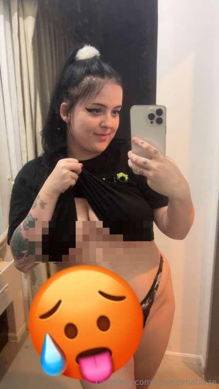 Tits? Ass? Pussy? What are you playing with first?😘🙈👀 limite..
