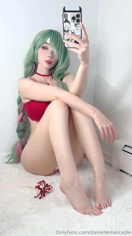 daniellemercedie image #1