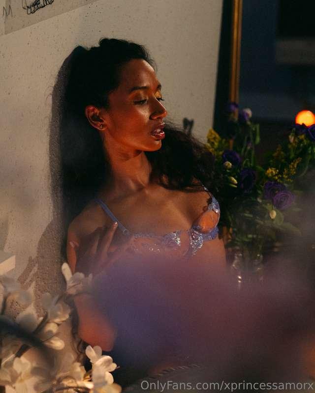 Full HD set and videos of my photoshoot in this purple sheer..