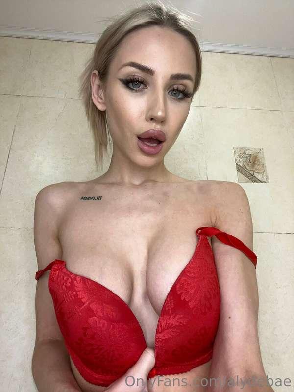 alydebae image #1