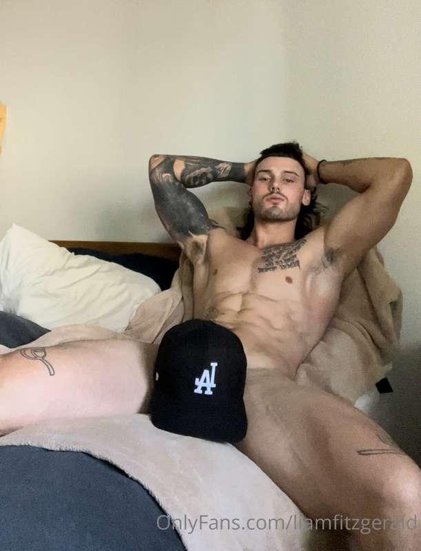 Imagine me, on my bed, like this… What’re you doing?👀😉
(P.S...