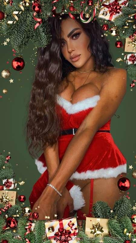 🤶🏼🎅🏼🎄🎁🎉🔥🥂🍾It's almost Christmas! but you know you want to sp..