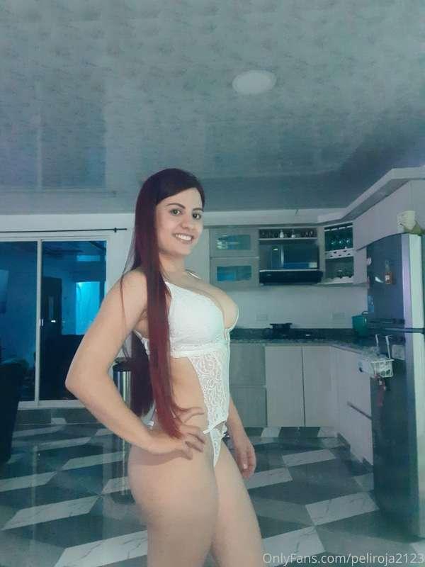 Feliz Domingo por favor me ayuda sus propinas gracias 🙂👅👅👅😈😈..