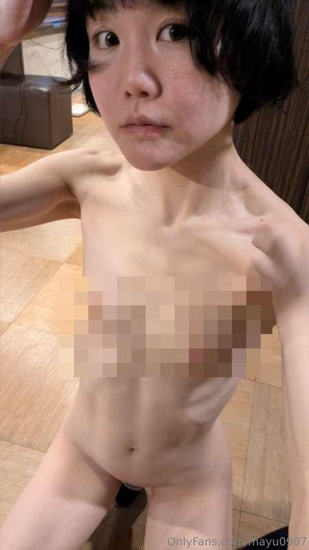 This is a video of me changing clothes after training and a ..