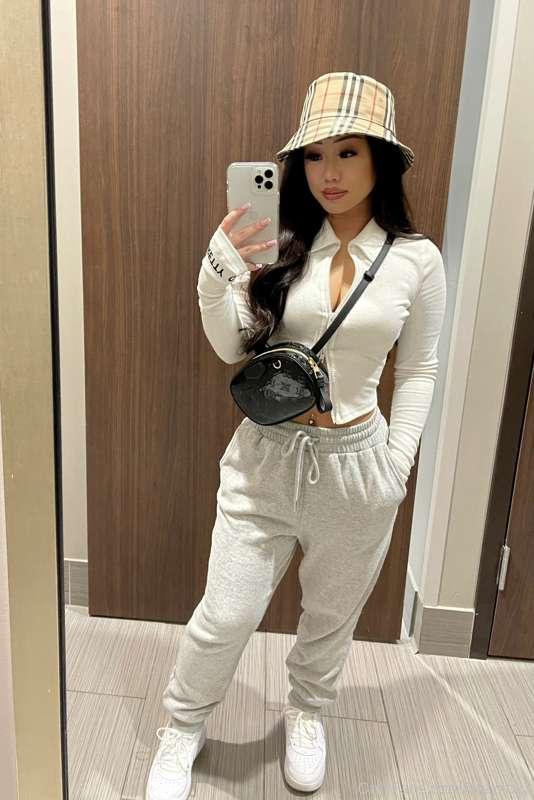 I love dressing in all white! I can’t wait to show you guys ..
