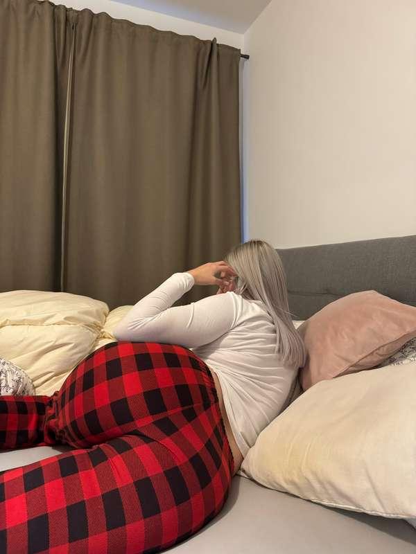 bought these new pants because they remind me of the lumberj..