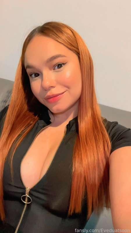 Cute cleavage, don't you think?

#mommy #curvy #pawg #bbw #bigtits #bigboobs #pussy #solo #pov #petite #orgasm