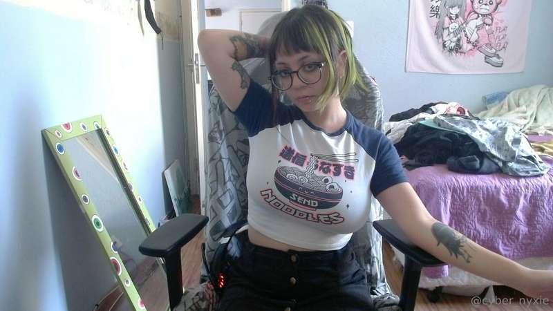 cyber_nyxie image #2