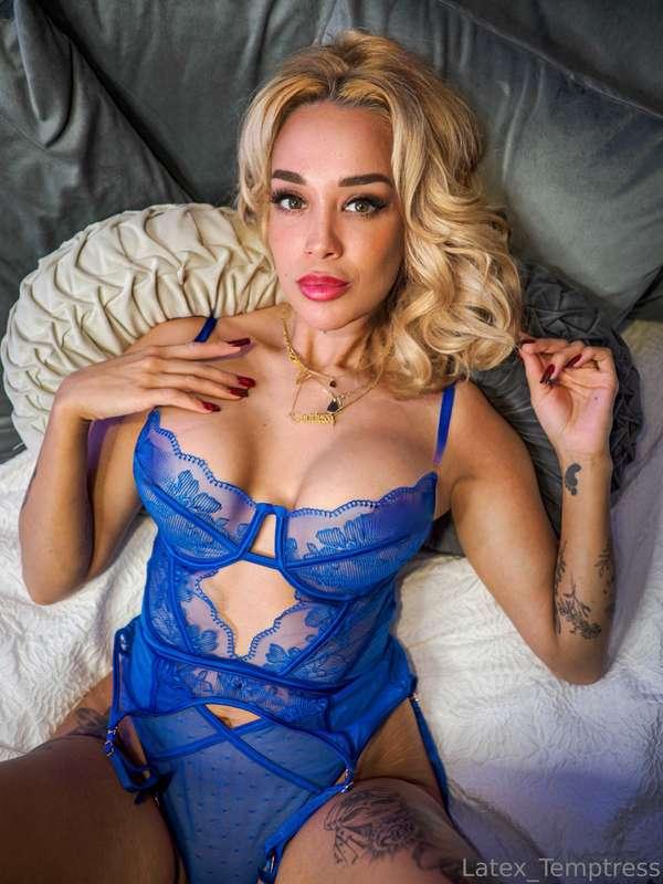 latex_temptress image #1