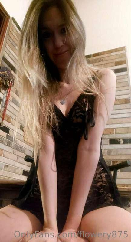 Do you want to cum? I know how to do it daddy. I am here to ..