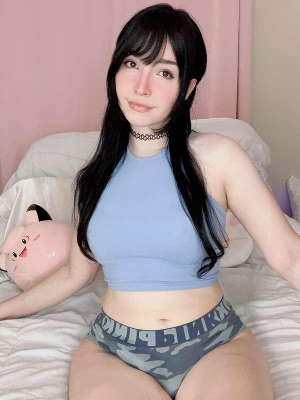 I'll promise to be a good girl daddyyy, please be gentle wit..