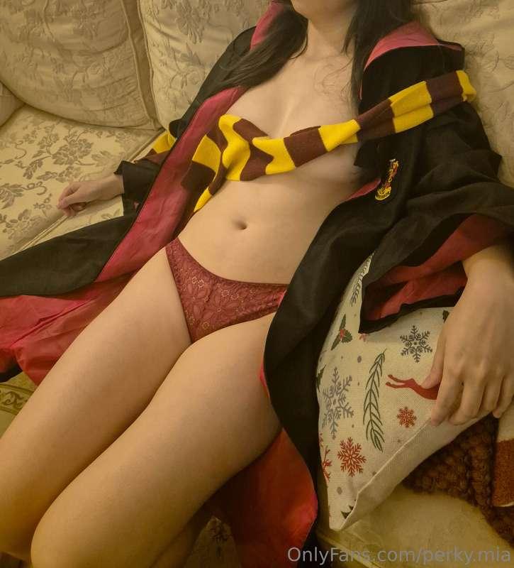 the morning after the party in the gryffindor common room fo..