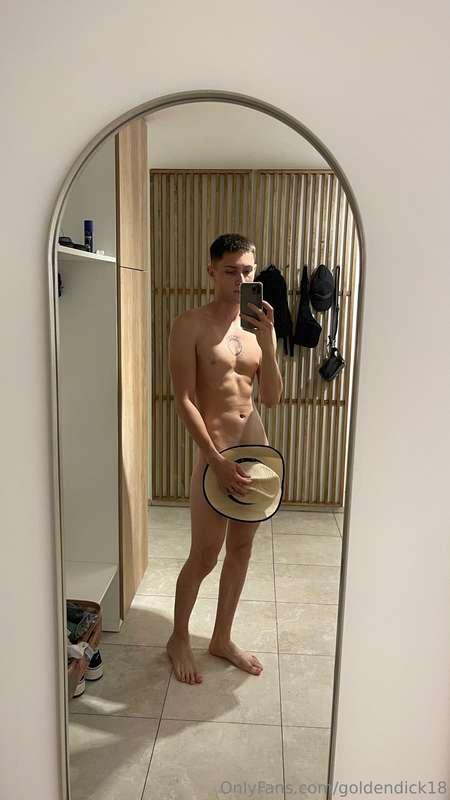 🤠 YOUR FAVOURITE COWBOY IS BACK! 🤠His wild dick is waiting t..