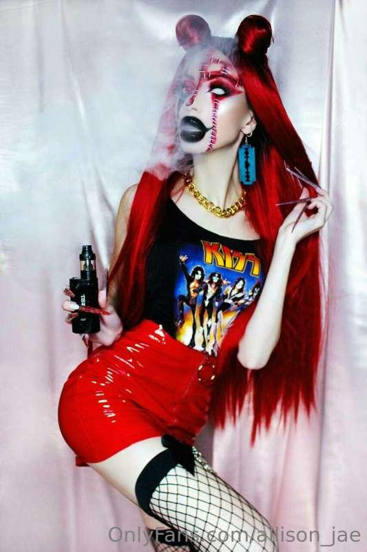 🤍ℌ𝔞𝔩𝔩𝔬𝔴𝔢𝔢𝔫 𝔪𝔞𝔨𝔢𝔲𝔭 ℜ𝔢𝔡 𝔠𝔩𝔬𝔴𝔫🖤⛓🎈