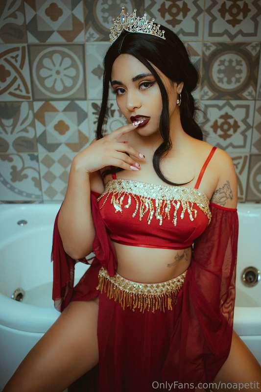 ”¿Quieres la lámpara? Ven por ella.”