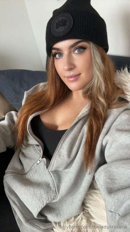 Relaxing ☺️ because even pirates need a day off 