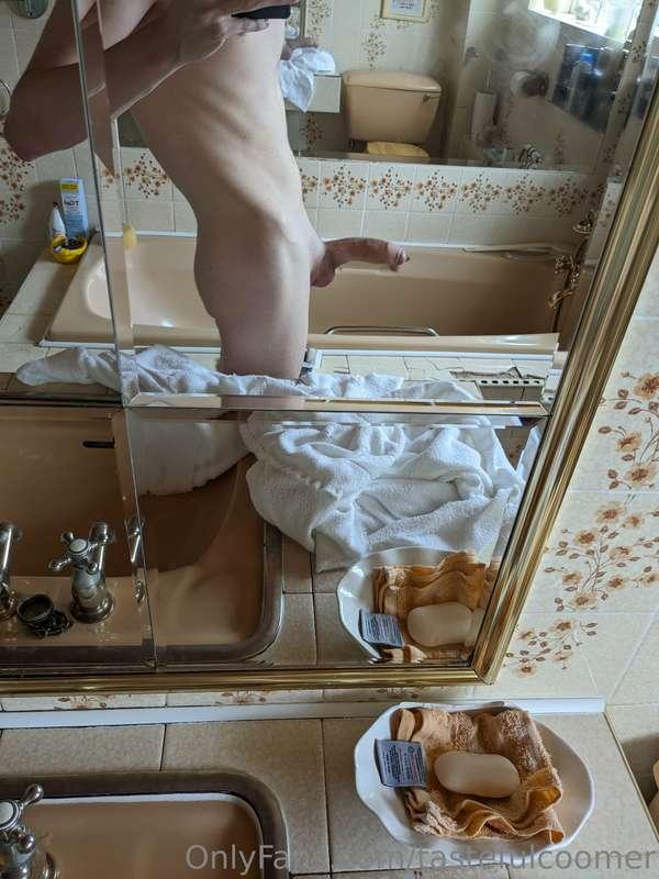 tastefulcoomer image #4