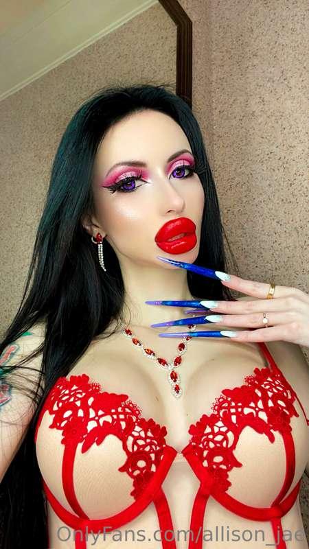 💋