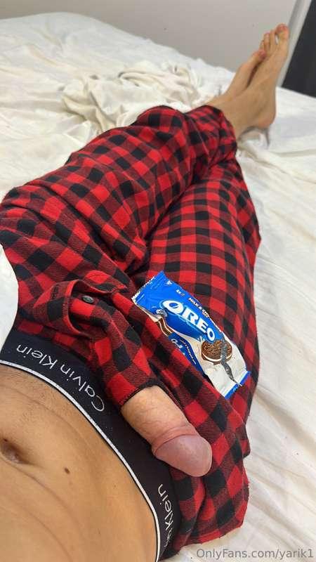 Do you want my oreo ? 😏