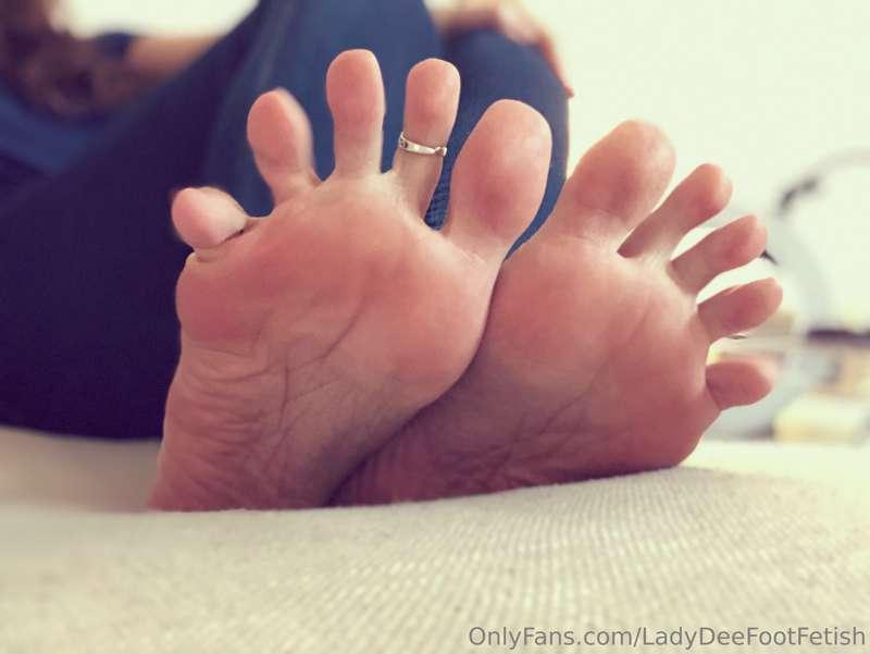 Happy TOESday!

Your POV if you were a tiny...