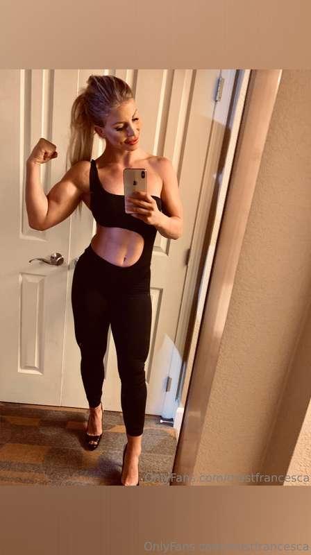 don't be fooled by my smile, i could break you 📥