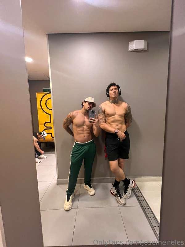 let's train @riverotestar @josemeireles https://onlyfans.com..