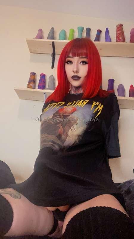 Should your favourite domme drop her sexy strap-on edging JO..