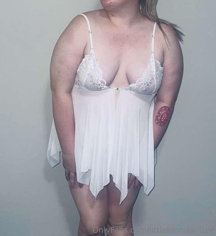 In the mood to see some little cocks! FREE number cock ratin..