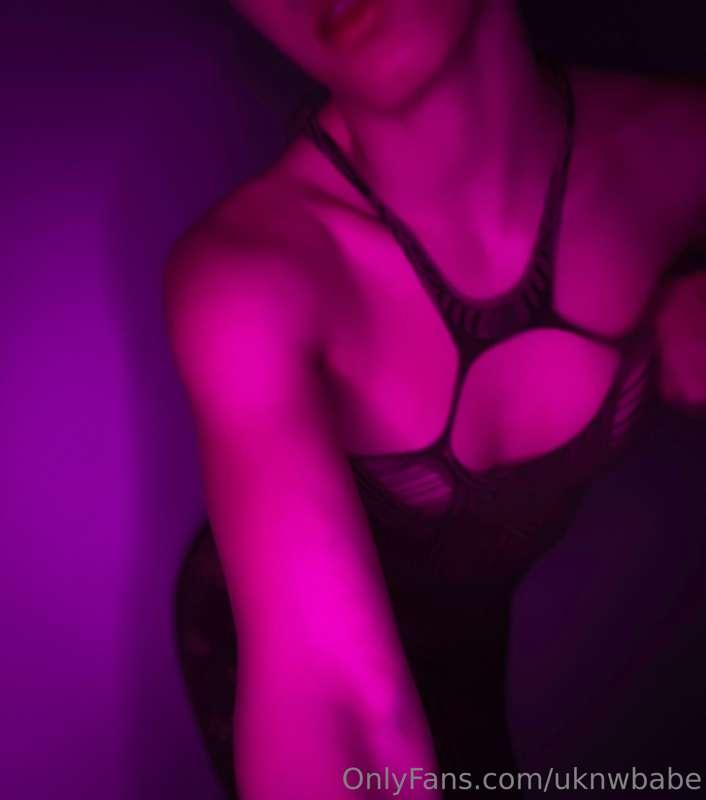 Don’t miss new spicy post on my VIP page🫦🔥
