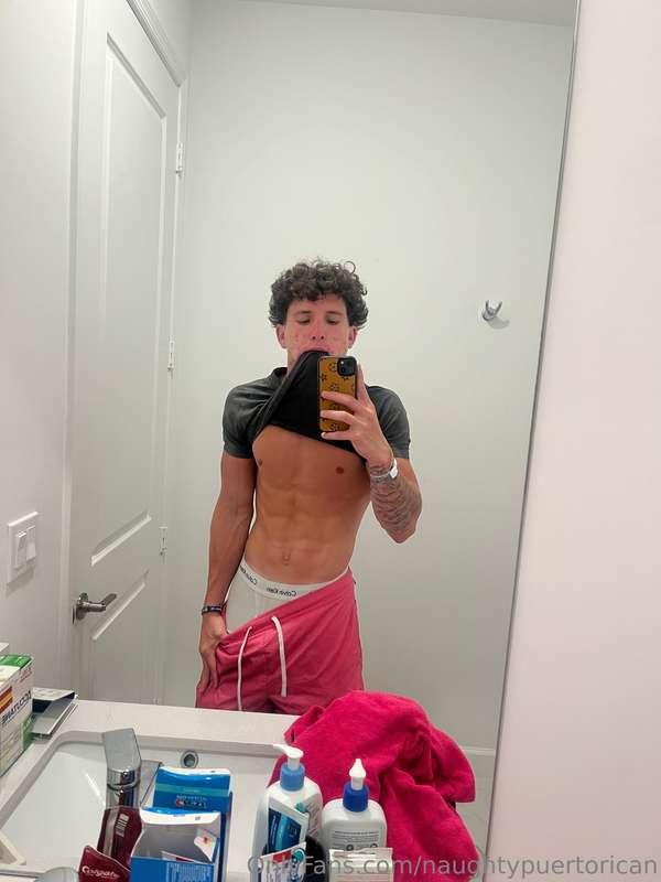naughtypuertorican image #2