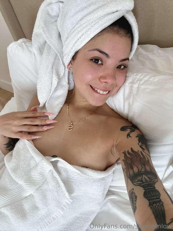 fresh out the shower feelin soft but still a menace 💦