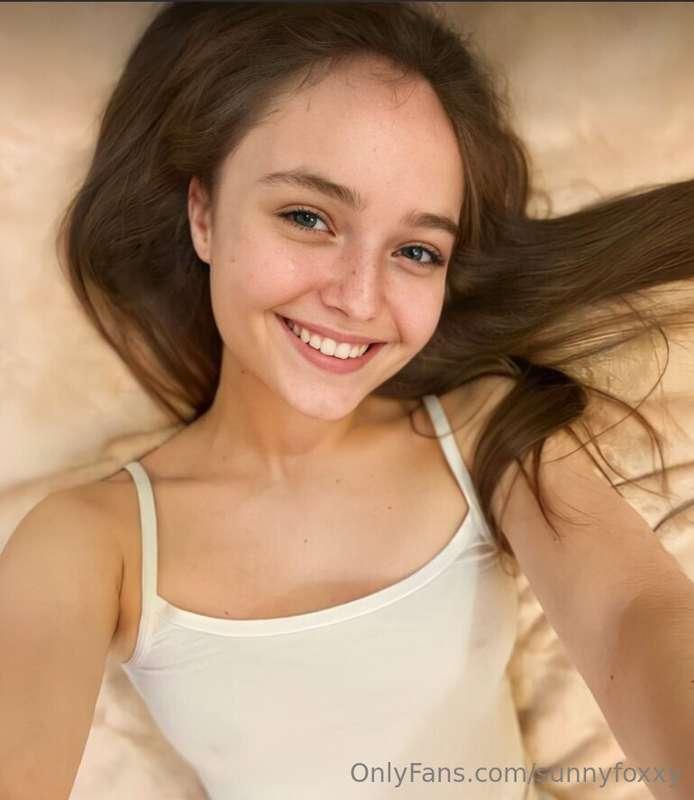 ## ADD THIS SINGLE CUTIE @danoria😏❤️🍭
NATURAL JUICY SHAPES👅 ..