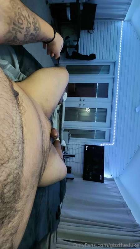 Fat cock head