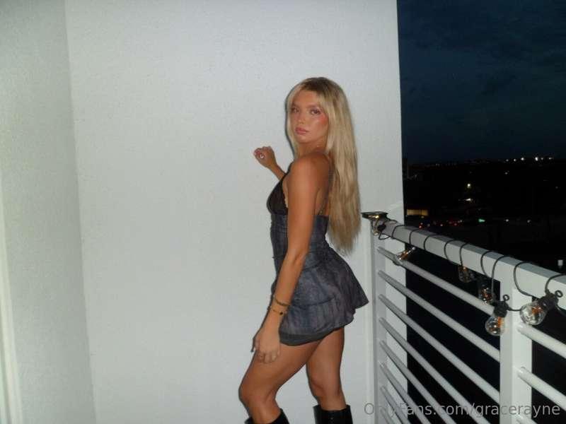 I look the best when I am on my back ;)