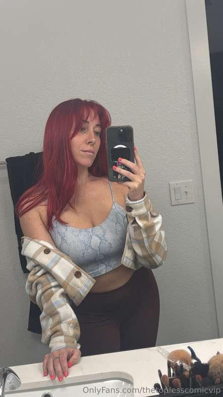 DM me if you’re horny… I know you are, slut 😈